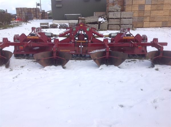 ScanStone 5.4m Triple Bed Tiller