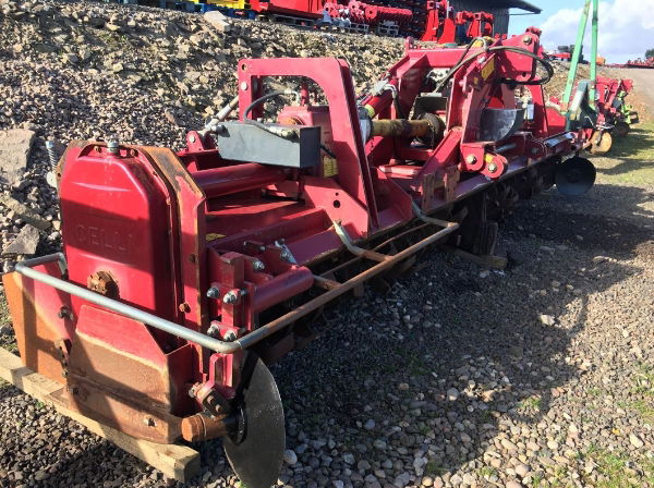 SCANSTONE 5.4M TRIPLE BED TILLER